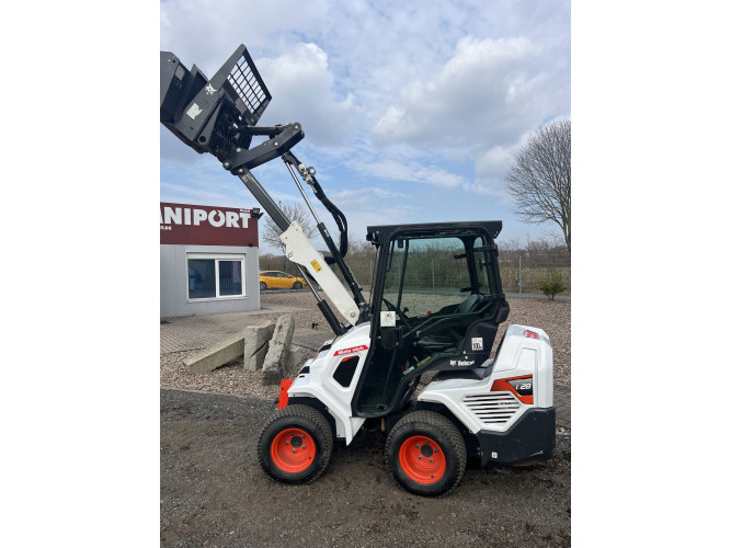 Оренда Avant (Авант) Навантажувач Bobcat  L28